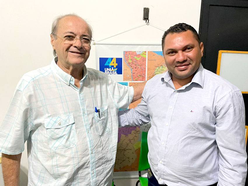 Prefeito de Itainópolis e vereadores do MDB e do PT declaram apoio a Sílvio Mendes